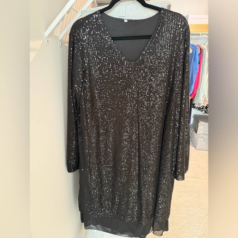 ✨ Black Sequin V-Neck Dress | Size XL | Evening / Cocktail ✨